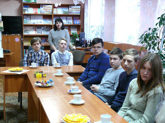 Круглый стол «Беларусь: становление государственности» прошел 18 декабря в информационно-идеологическом центре при центральной районной библиотеке