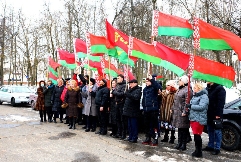 В Климовичах состоялся автопробег, посвященный Дню защитников Отечества и Вооруженных Сил Республики Беларусь