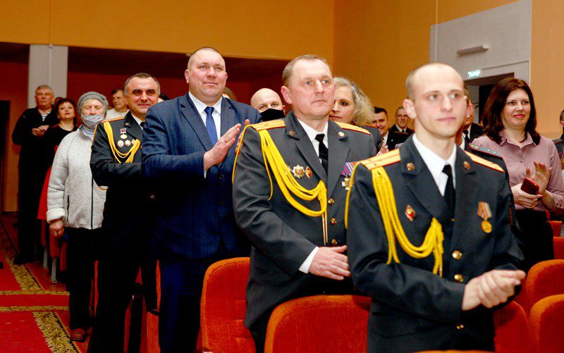 Призвание — служить людям. В Климовичском РЦК 3 марта прошло торжественное мероприятие, посвященное Дню белорусской милиции