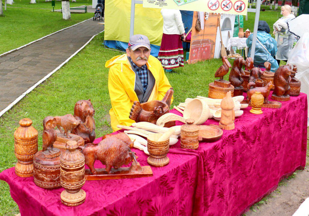 Второй день фестиваля «Золотая пчелка» в Климовичах. ФОТО