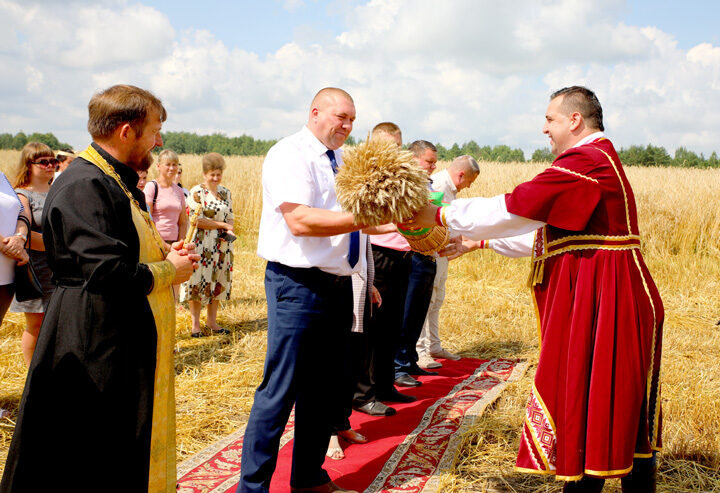 В КСУП «Полошково» состоялся районный праздник «Зажинки» 