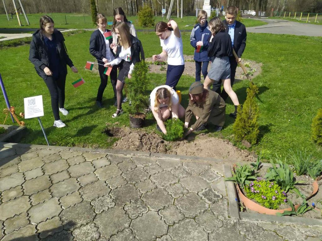 В Климовичском районе проходит патриотическая акция "Слава Победителям!". ФОТО