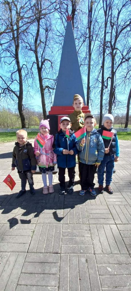 В Климовичском районе проходит патриотическая акция "Слава Победителям!". ФОТО