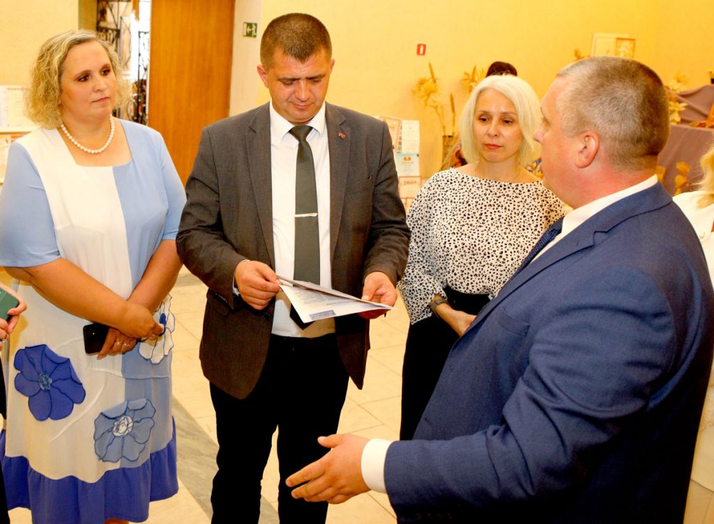 Очередная августовская конференция педагогов Климовщины состоялась в районном центре культуры