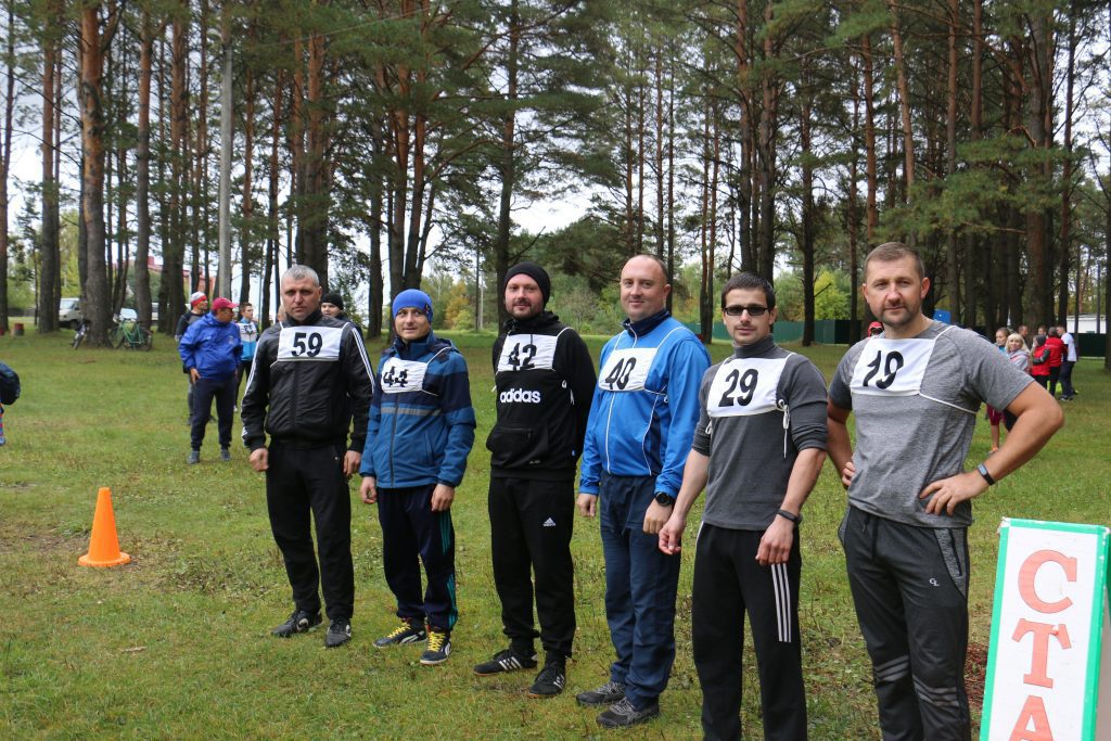 В городской роще состоялся легкоатлетический кросс, посвященный Дню освобождения Климовщины от немецко-фашистских захватчиков