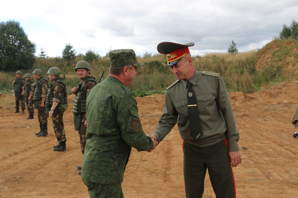 Войска территориальной обороны Климовичского района провели учебные стрельбы