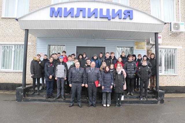 В ОВД Климовичского райисполкома прошел День открытых дверей