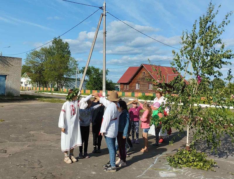 Как отмечают народные праздники в Макеевичах?