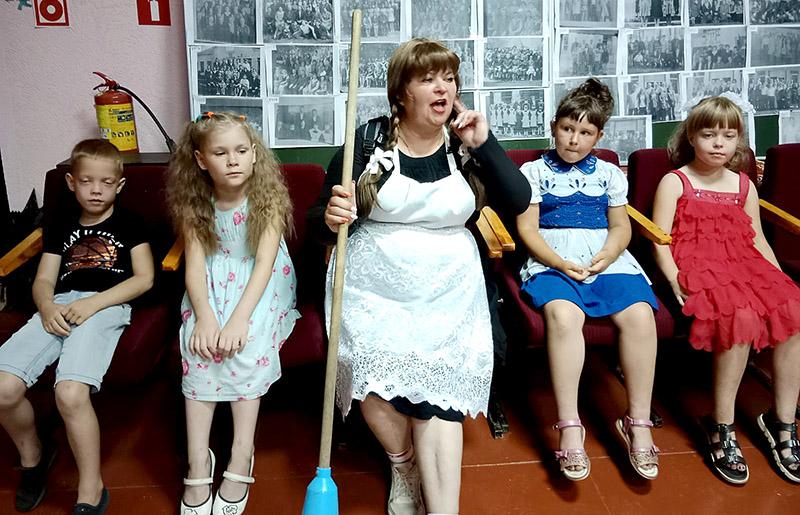 В Макеевичах Климовичского района переубедили даже Бабу Ягу