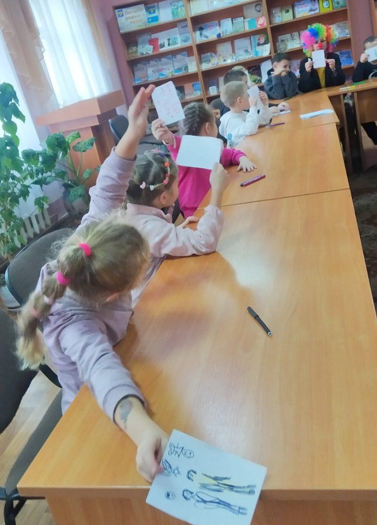 Климовичские библиотекари провели шоу для школьников