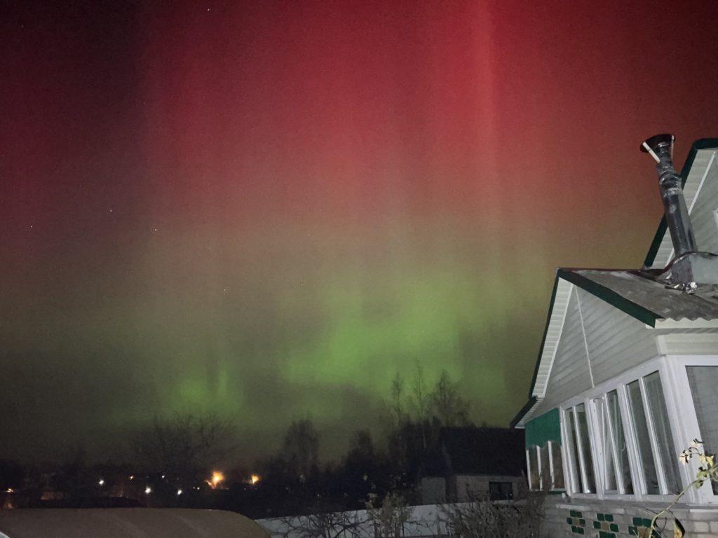 ФОТОФАКТ: Северное сияние в Климовичах