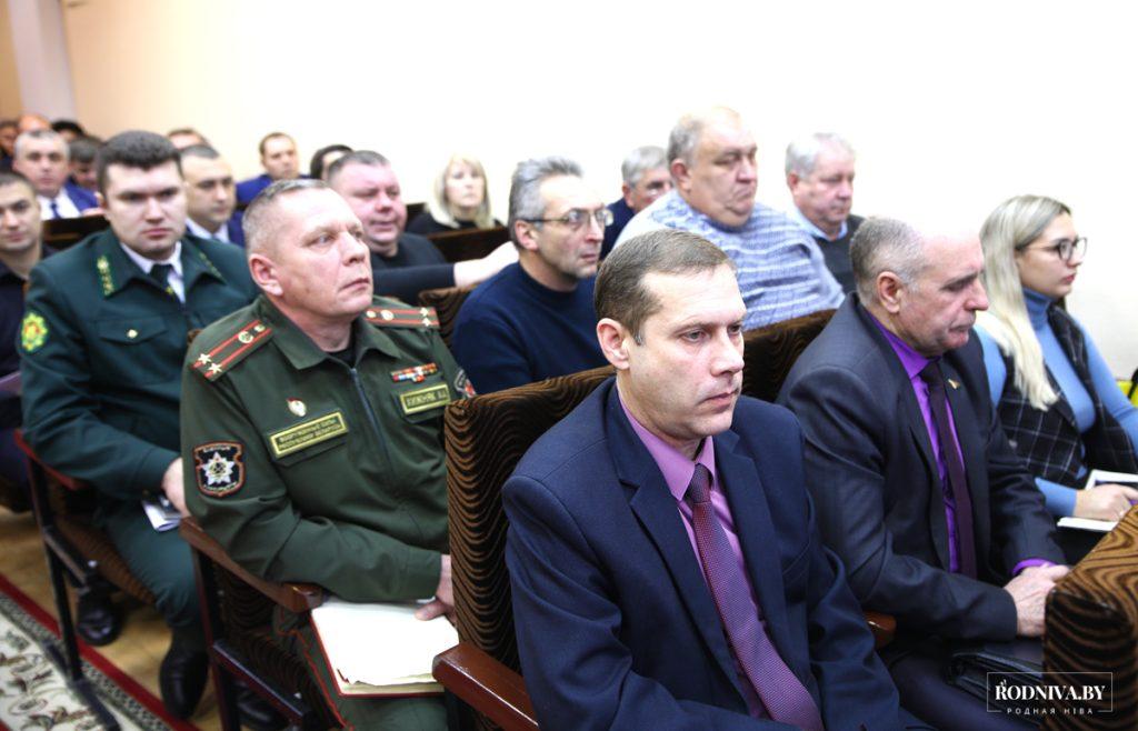 Какие вопросы обсудили на очередном заседании райисполкома и на сессии районного Совета депутатов