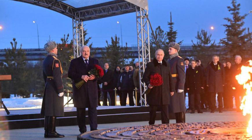 Переговоры с Путиным, "путешествие" в Антарктиду, ротация в Минздраве и научная мысль. Итоги недели Президента
