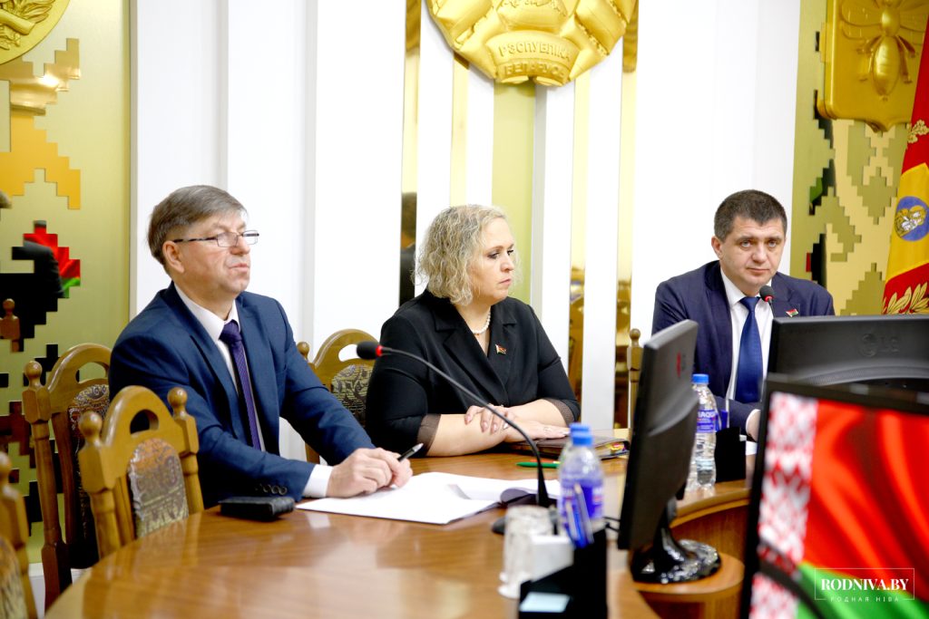 Итоги социально-экономического развития Климовщины и задачи на 2024 год обсудили в райисполкоме