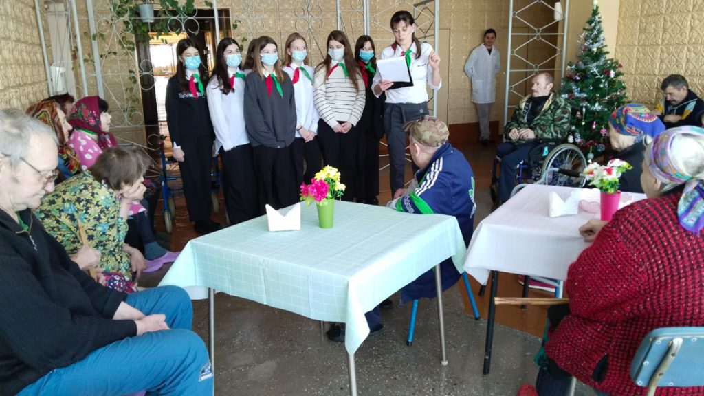 Пионерские дружины Климовщины принимают активное участие в благотворительных акциях