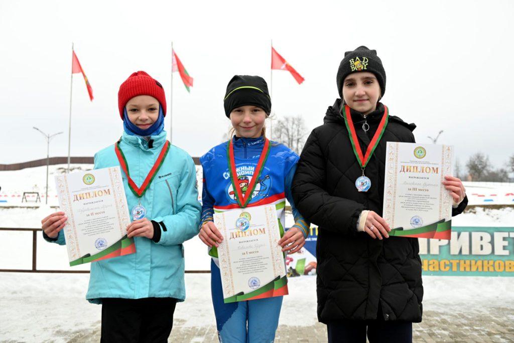 Мария Добровольская из Климовичского района завоевала серебро в соревнованиях «Снежный снайпер»