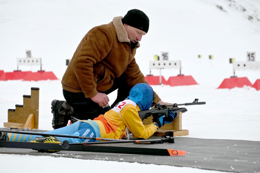 Мария Добровольская из Климовичского района завоевала серебро в соревнованиях «Снежный снайпер»
