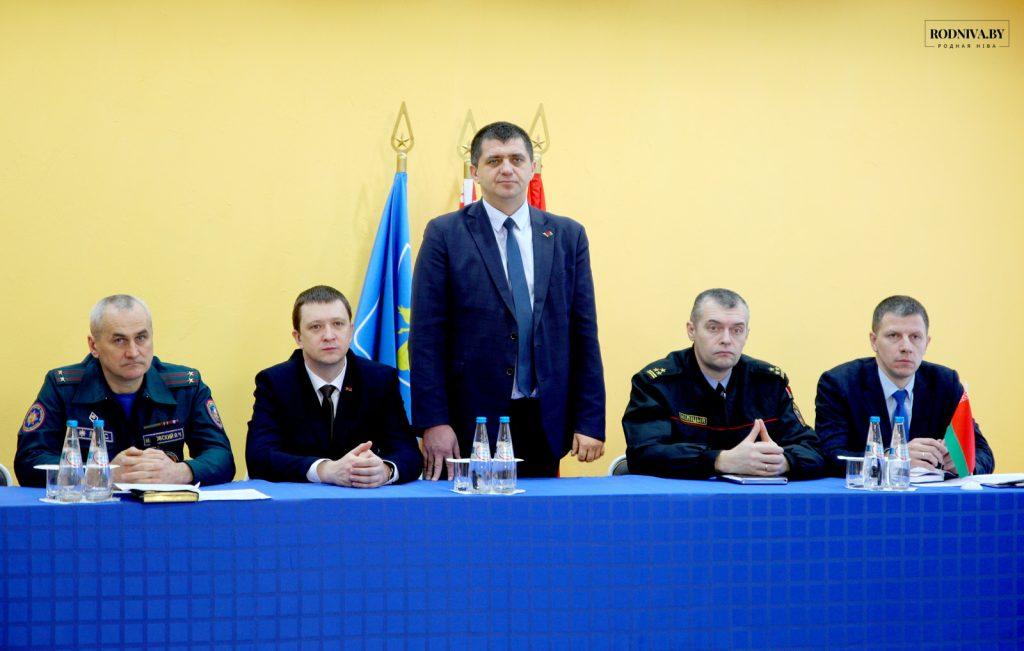 Председатель Климовичского райисполкома Дмитрий Хайновский встретился с тружениками комбината хлебопродуктов