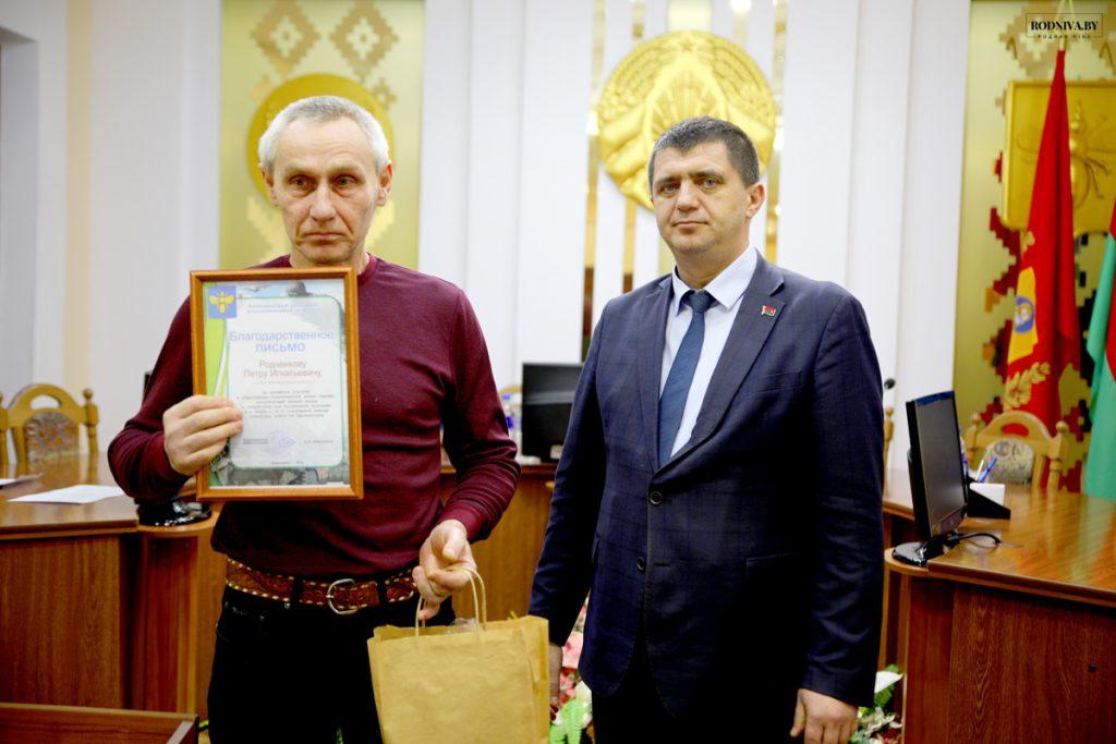 Глава Климовичского района Дмитрий Хайновский встретился с воинами-интернационалистами