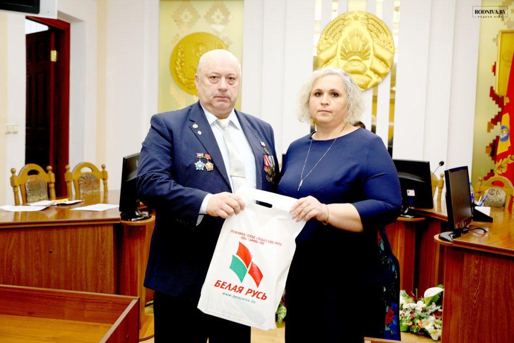 Глава Климовичского района Дмитрий Хайновский встретился с воинами-интернационалистами