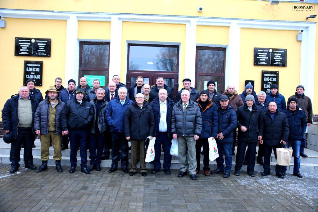 Глава Климовичского района Дмитрий Хайновский встретился с воинами-интернационалистами