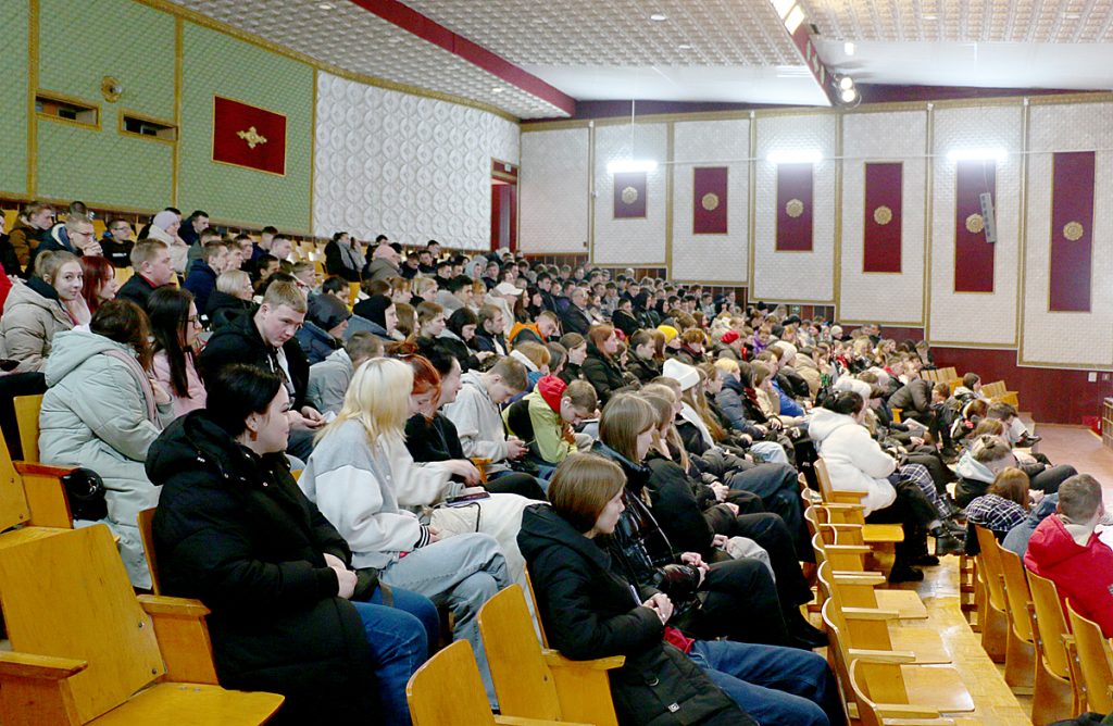 В Климовичском аграрном колледже рассказали об опасности наркотиков