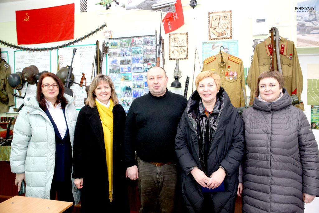 Заместитель главы Заводоуковского городского округа по экономике и инвестициям Елена Аверина посетила с рабочим визитом Климовичский район