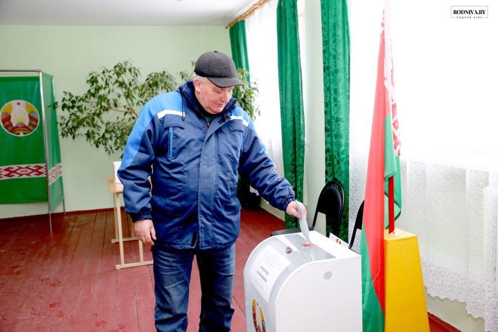 Климовчане голосуют досрочно на выборах депутатов