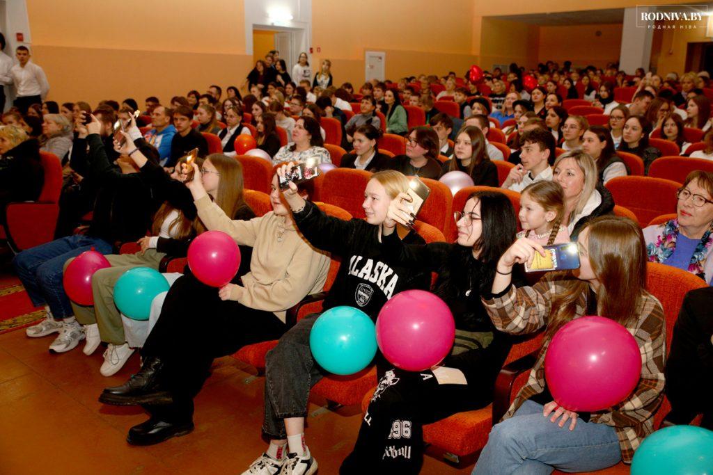 Молодые, талантливые, креативные: стали известны итоги районного конкурса «Мистер Климовичи-2024»