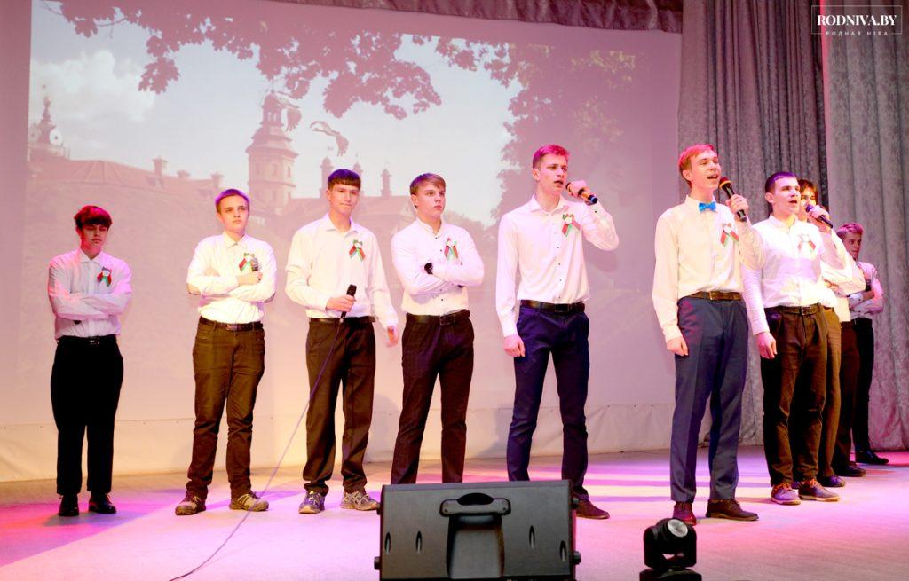 Молодые, талантливые, креативные: стали известны итоги районного конкурса «Мистер Климовичи-2024»