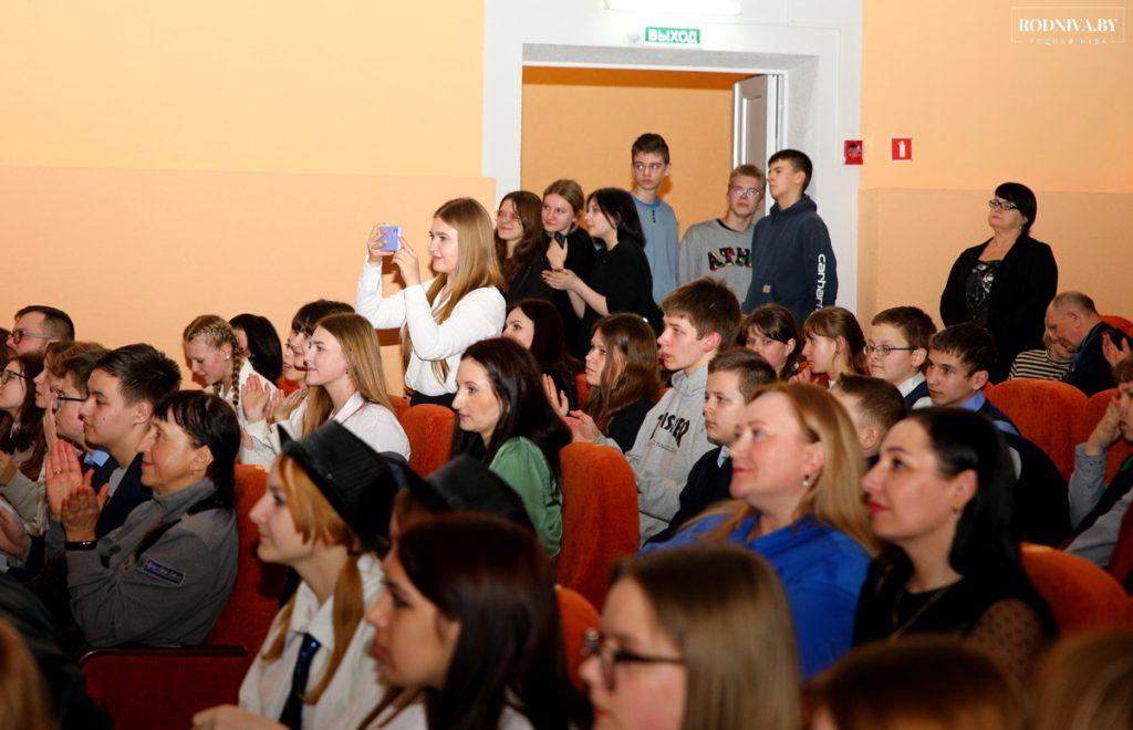 Молодые, талантливые, креативные: стали известны итоги районного конкурса «Мистер Климовичи-2024»