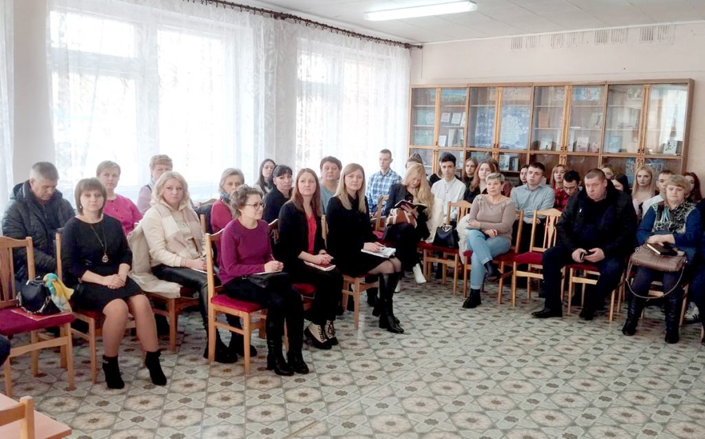 В Климовичском аграрном колледже распределяют молодых специалистов
