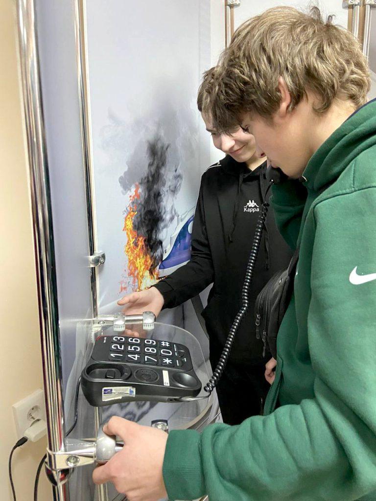 Учащиеся Роднянской средней школы Климовичского района побывали в центре безопасности в г. Могилеве