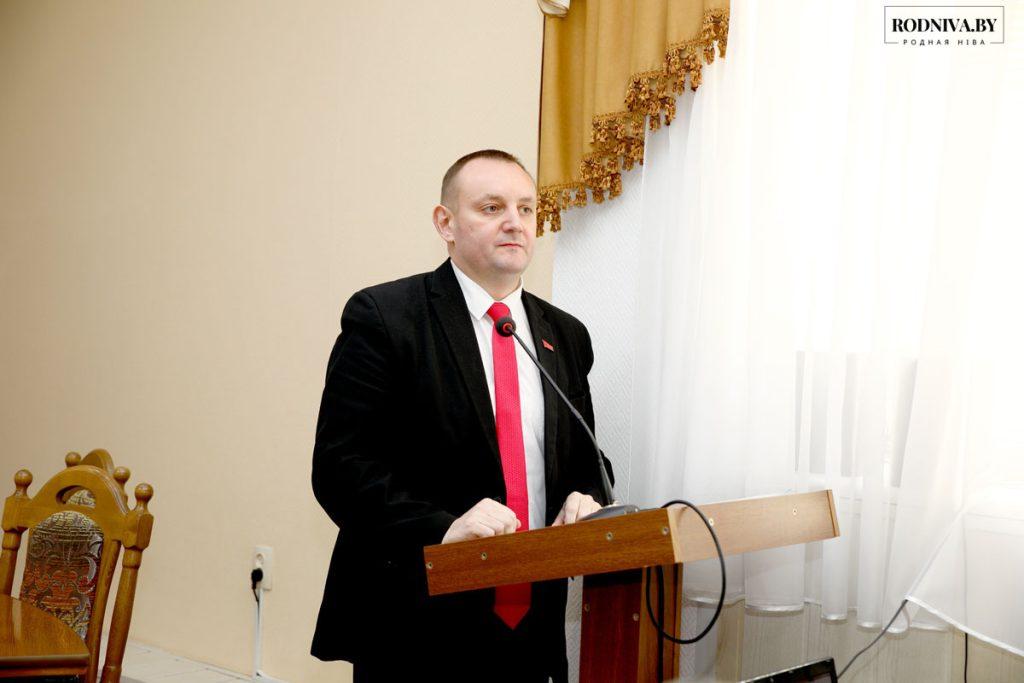 Председателем Климовичского районного Совета депутатов избран Василий Захаренко