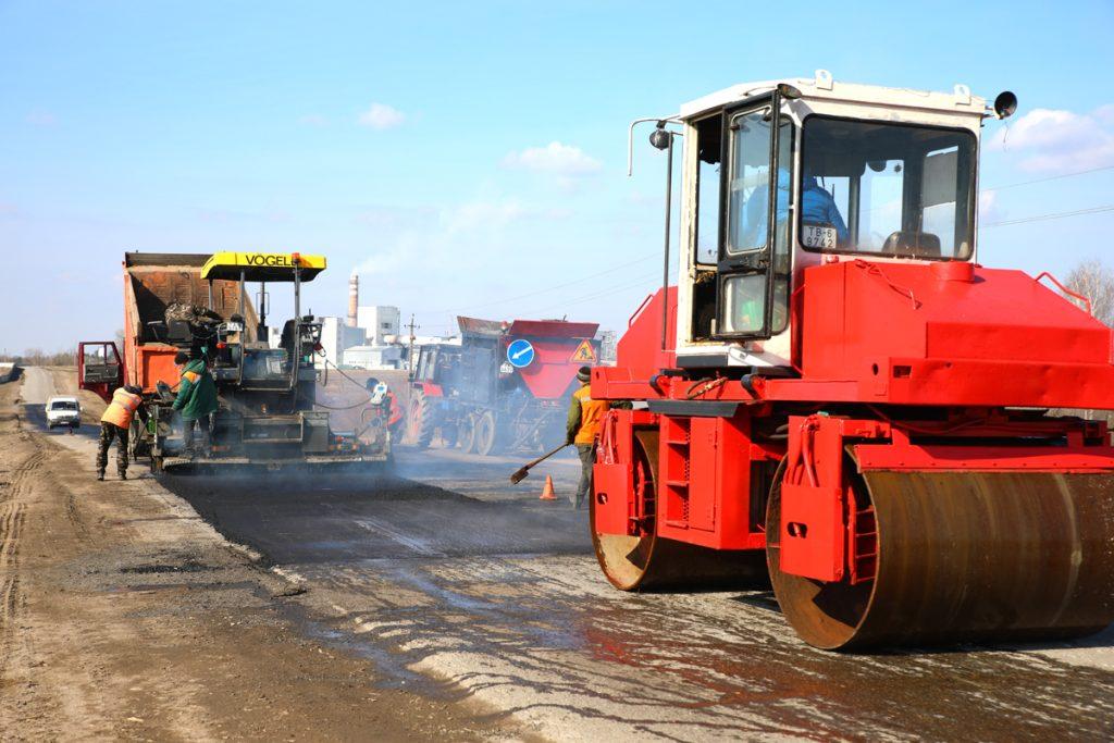 Климовчане трудятся на благоустройстве родного города