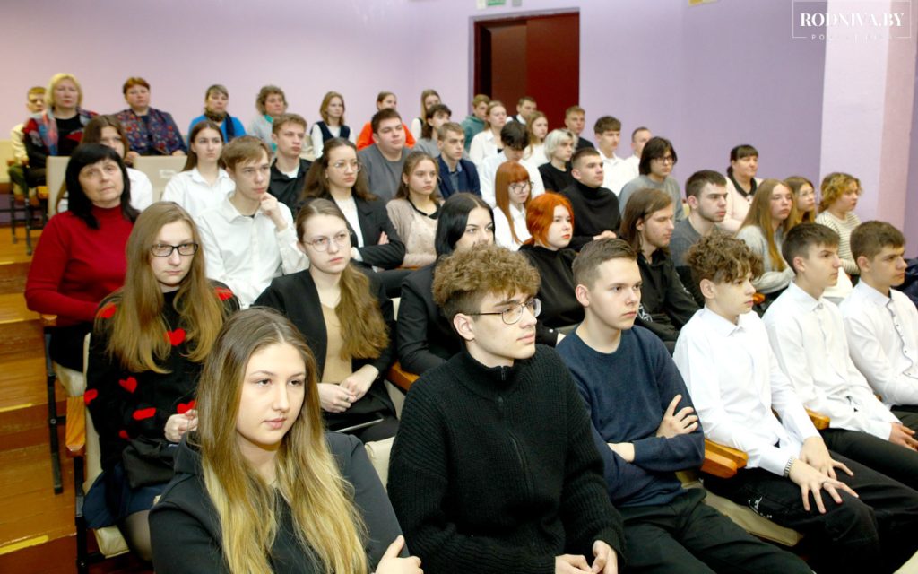 Ярмарку целевой подготовки провели для климовичских школьников