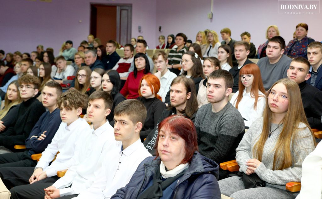 Ярмарку целевой подготовки провели для климовичских школьников