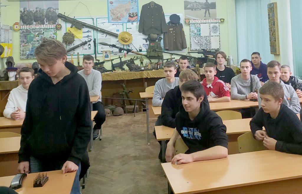 В Климовичском аграрном колледже соревновались допризывники