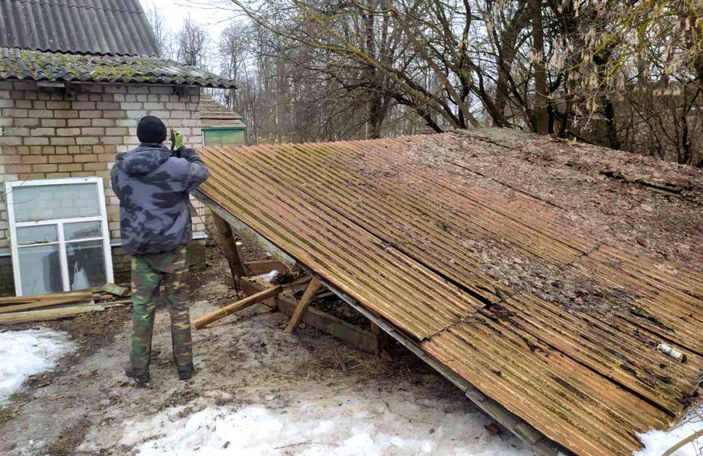 Первый в 2024 году районный субботник проходит на Климовщине