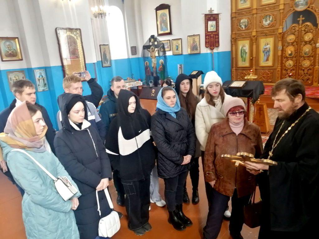 Председатель Климовичского райисполкома встретился с молодыми специалистами