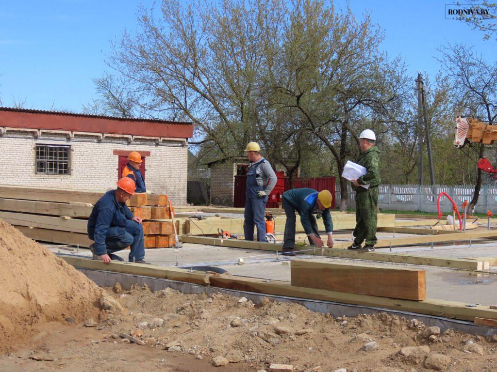 ФОТОФАКТ: На Климовщине продолжаются работы по благоустройству и наведению порядка на земле