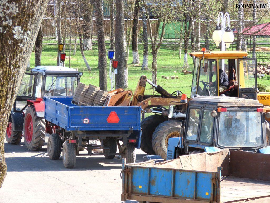 Жители Климовичей благоустраивают общественные территории