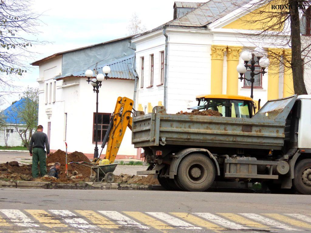 Жители Климовичей благоустраивают общественные территории