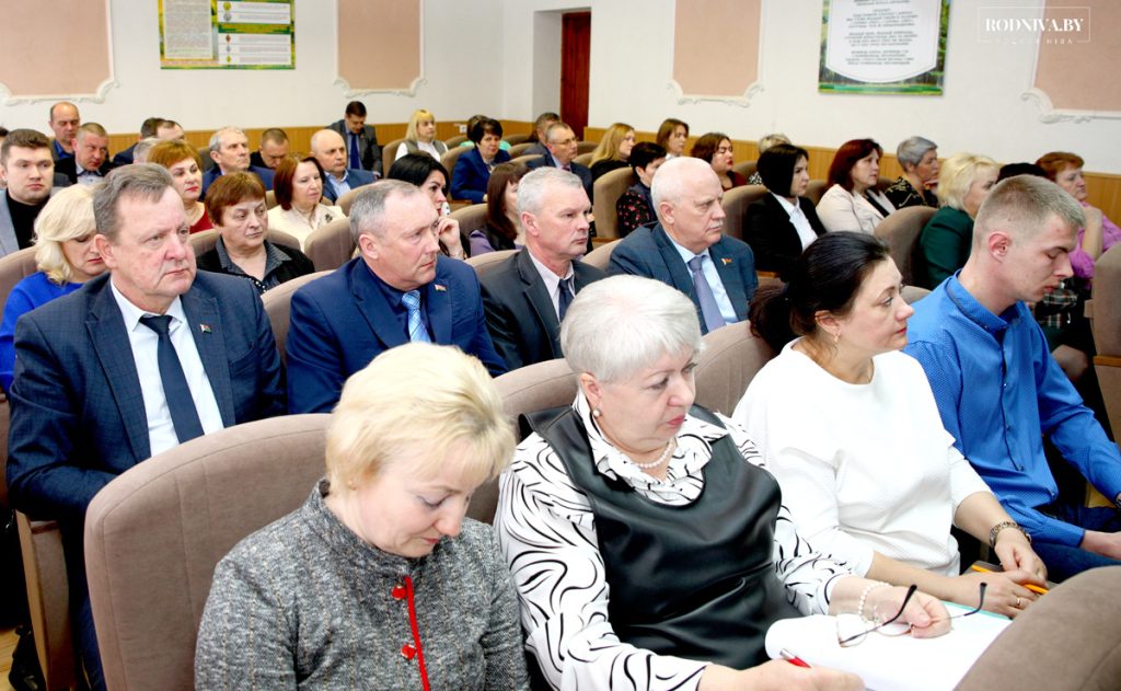 Реализацию государственной кадровой политики на Климовщине рассмотрели на заседании райисполкома
