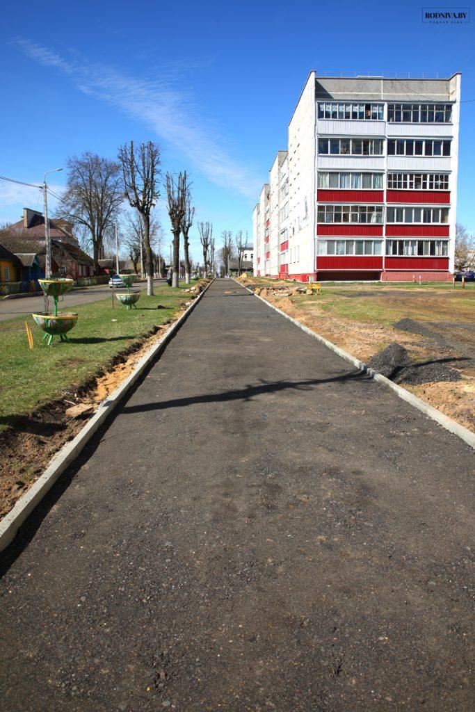 Лидер депутатского корпуса Могилевщины Александр Горошкин ознакомился с ходом подготовки Климовичей к областным "Дожинкам"