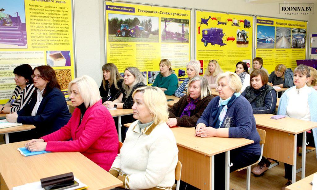 Глава Климовичского района Дмитрий Хайновский провел встречу в аграрном колледже