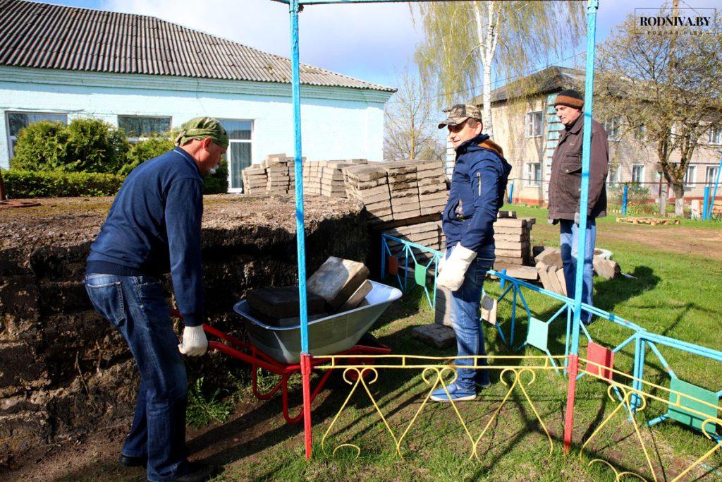 Климовчане благоустраивают общественные территории