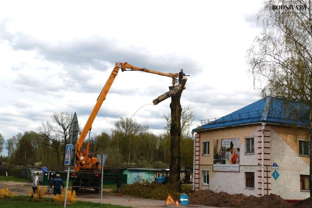 Жители Климовичей благоустраивают общественные территории