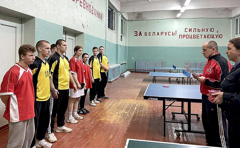 Турнир по настольному теннису прошел в Климовичском аграрном колледже