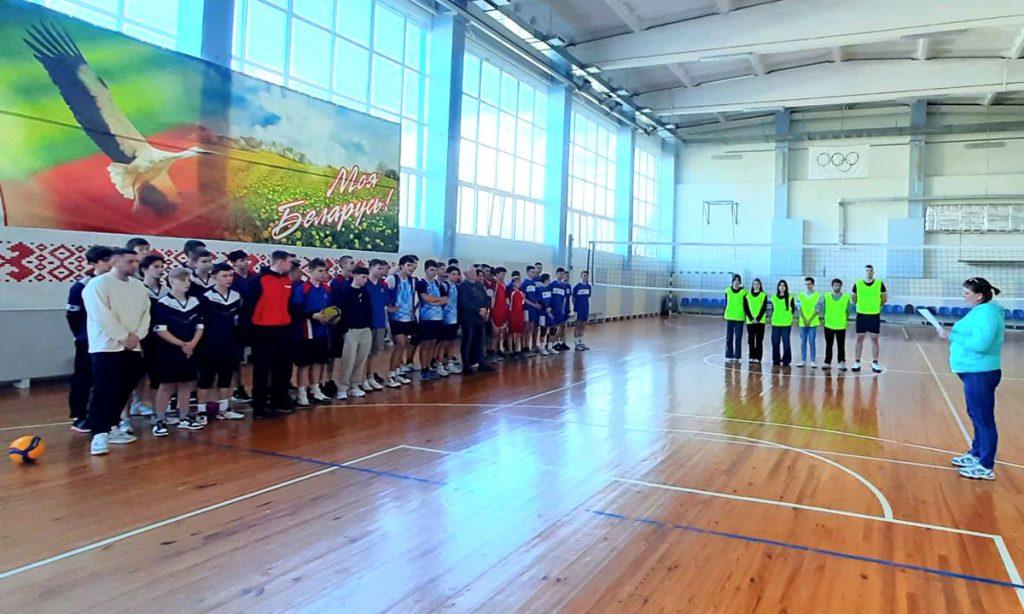 Климовичские волейболисты стали третьими в областных соревнованиях